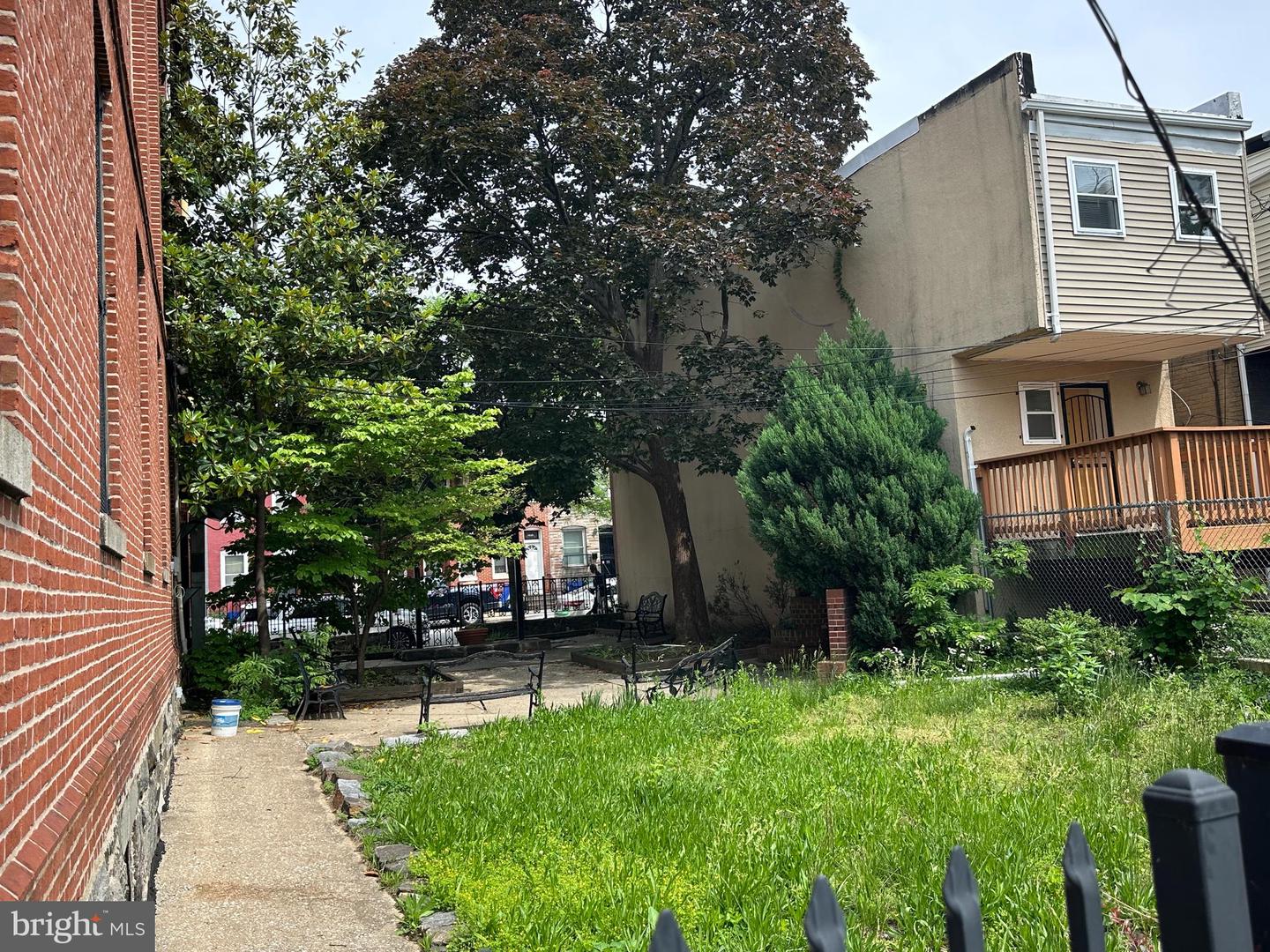 1542 N Gilmor St Property Photo 24