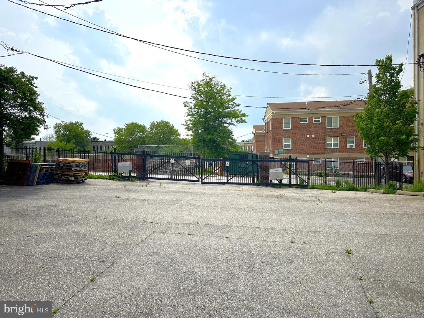 1542 N Gilmor St Property Photo 26