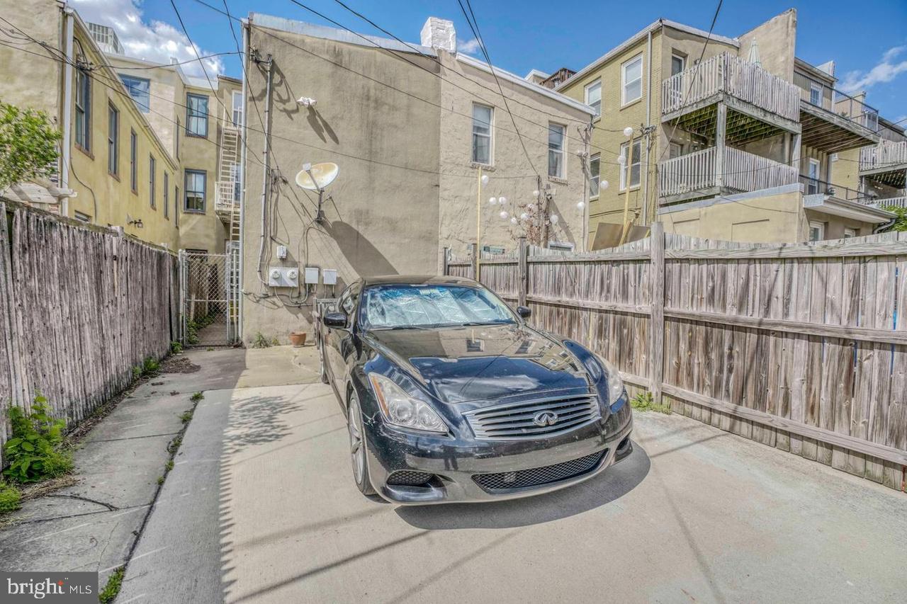 2017 E Baltimore St #2 Property Photo 15