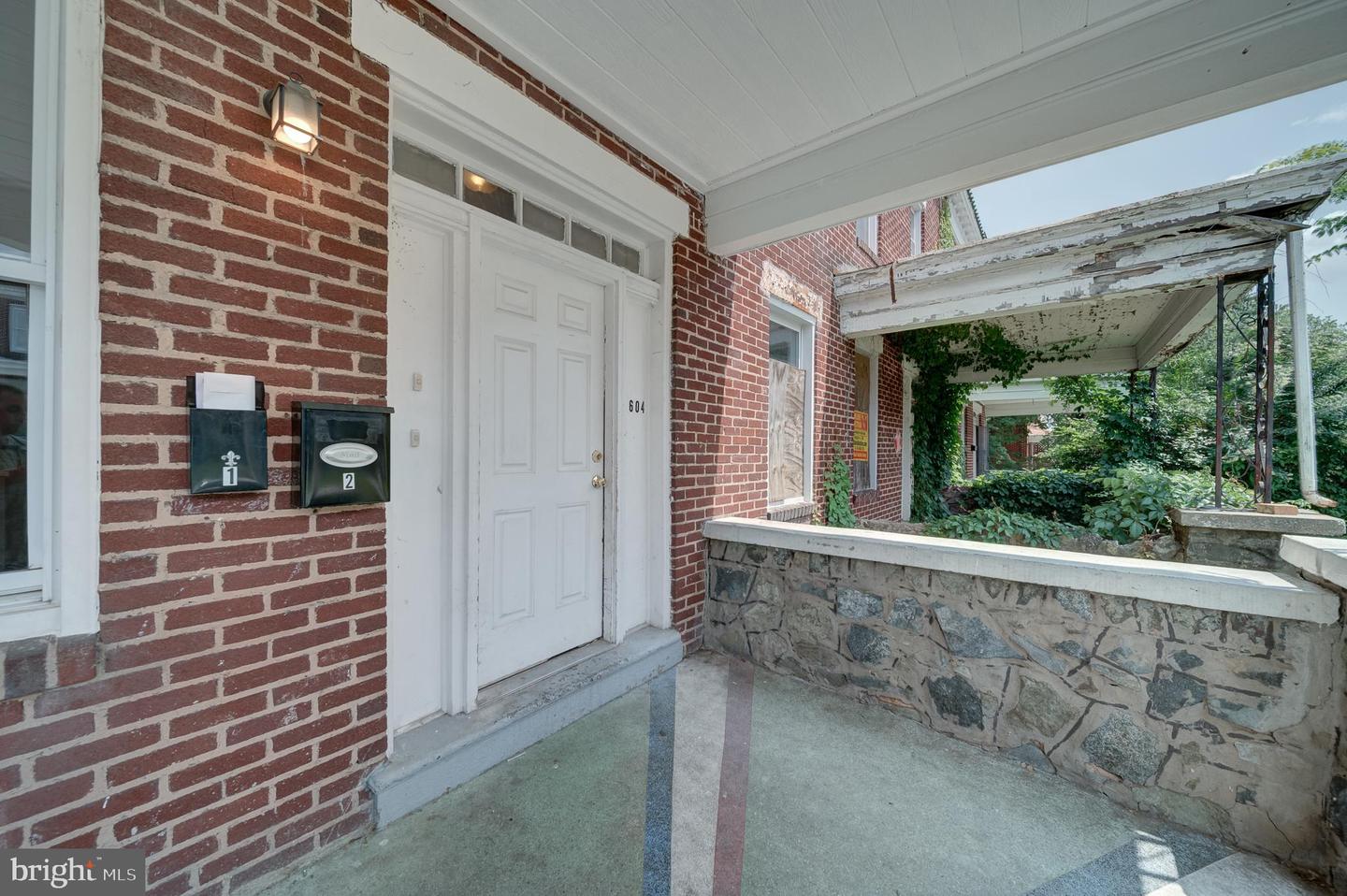 2604 Park Heights Ter Property Photo 4