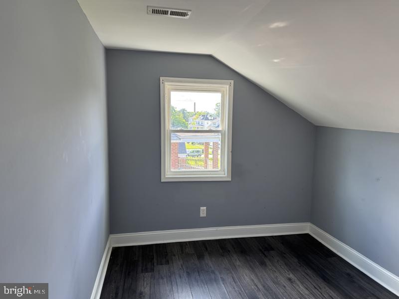 3811 Barrington Rd Property Photo 29