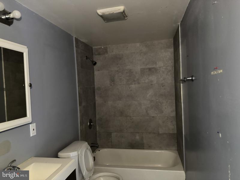 3811 Barrington Rd Property Photo 34