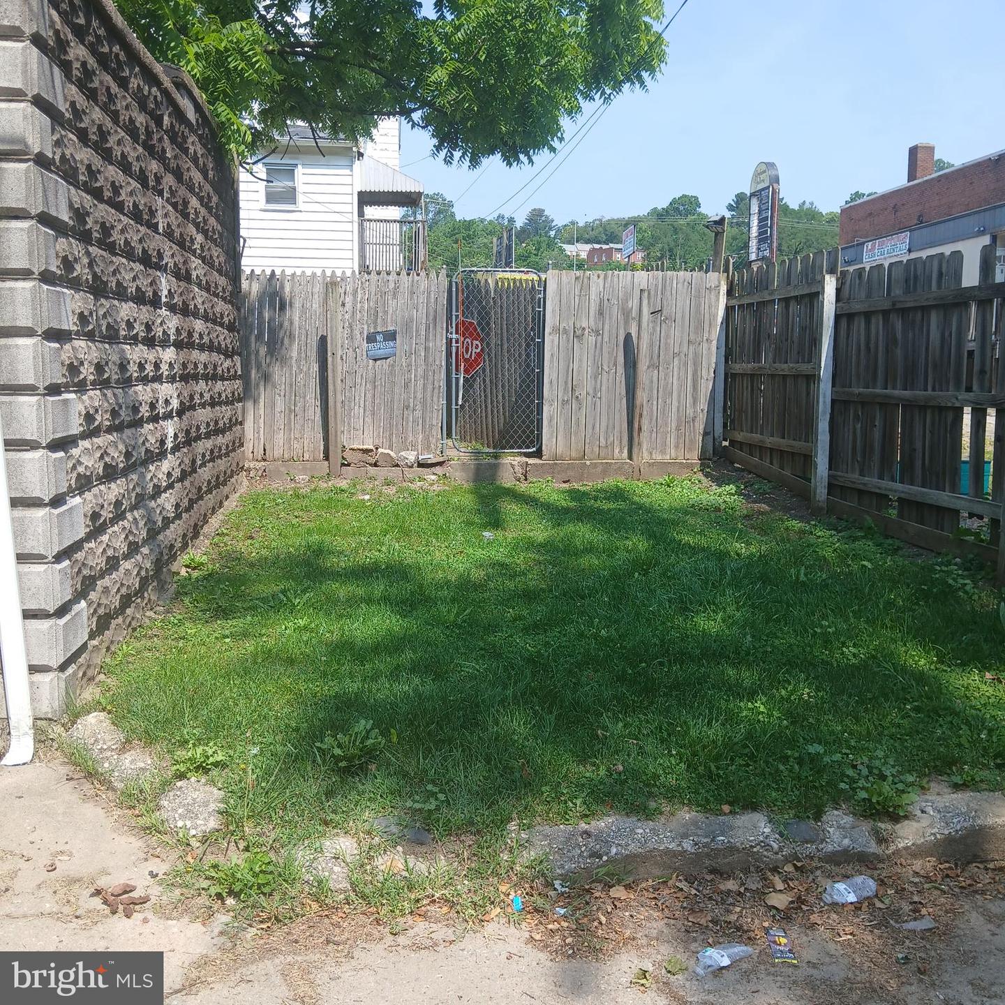 5929 Belair Rd Property Photo 3