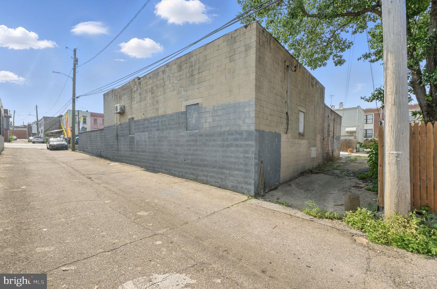 303 S Eaton St Property Photo 18