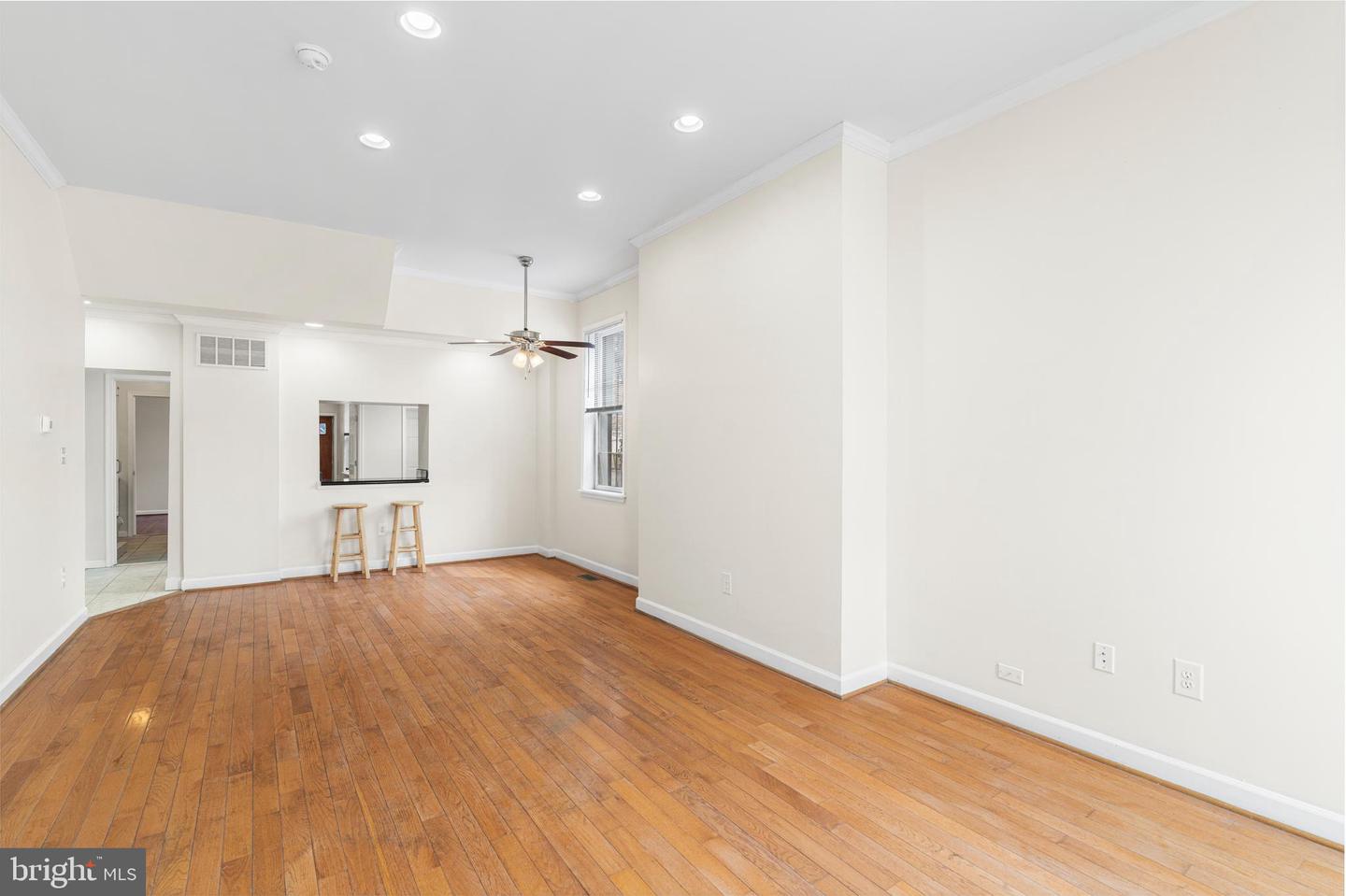 1401 Druid Hill Ave Property Photo 6