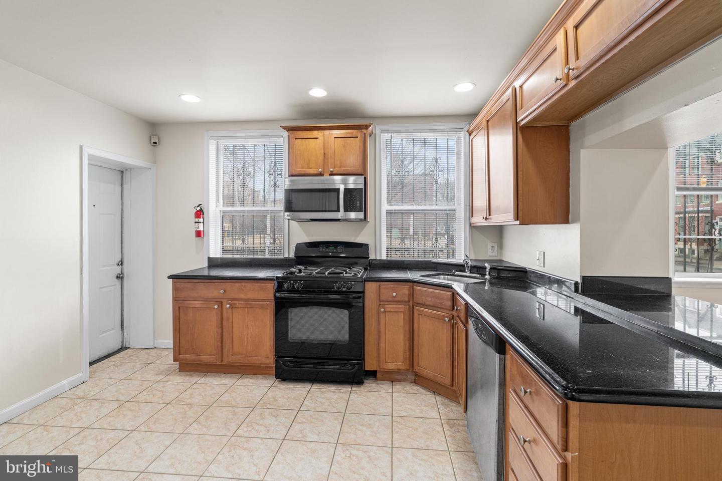 1401 Druid Hill Ave Property Photo 10