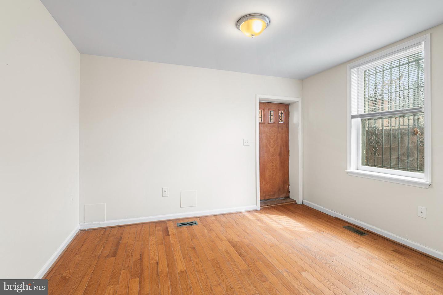 1401 Druid Hill Ave Property Photo 13