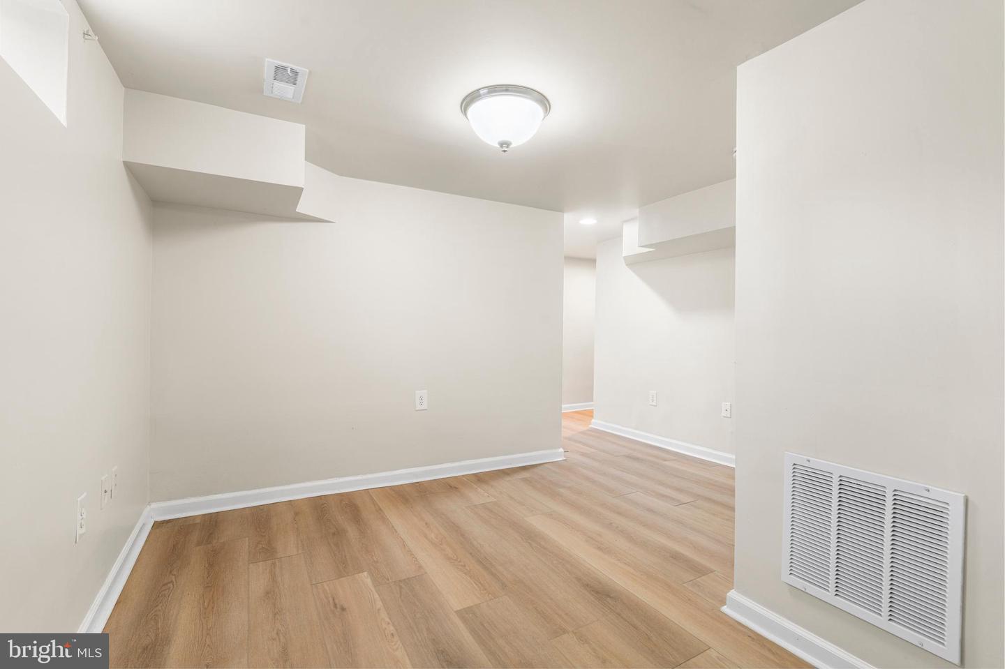 1401 Druid Hill Ave Property Photo 16
