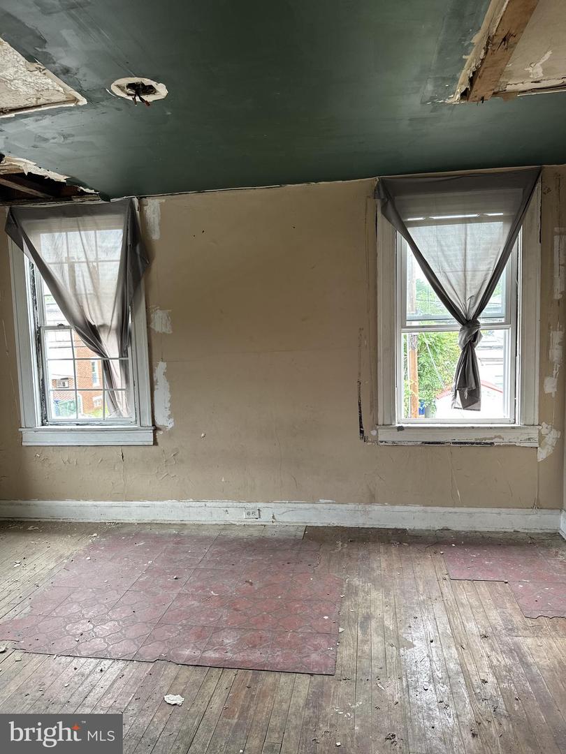3100 Kenyon Ave Property Photo 14