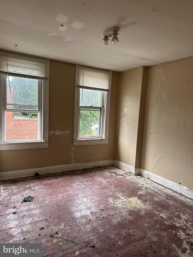 3100 Kenyon Ave Property Photo 16