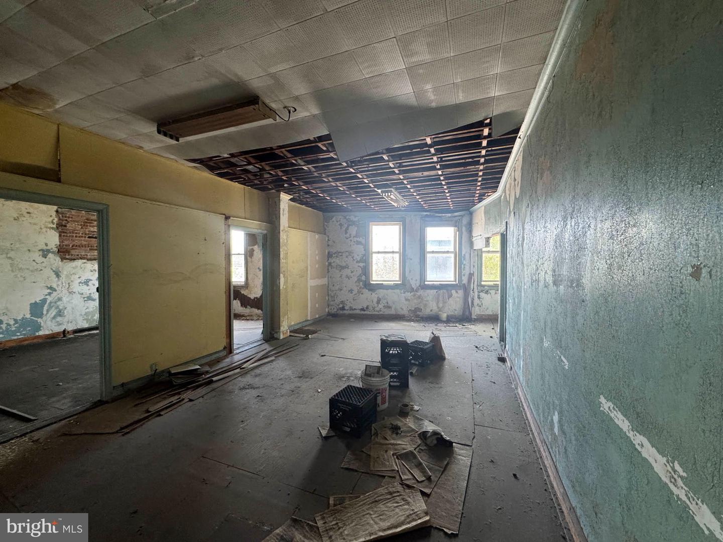 5109 Park Heights Ave Property Photo 12
