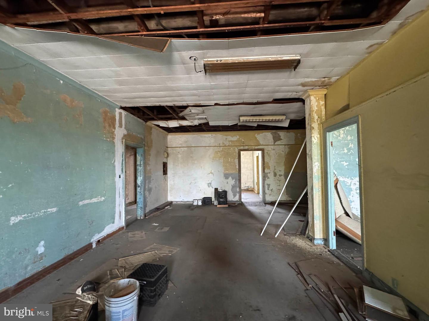 5109 Park Heights Ave Property Photo 15