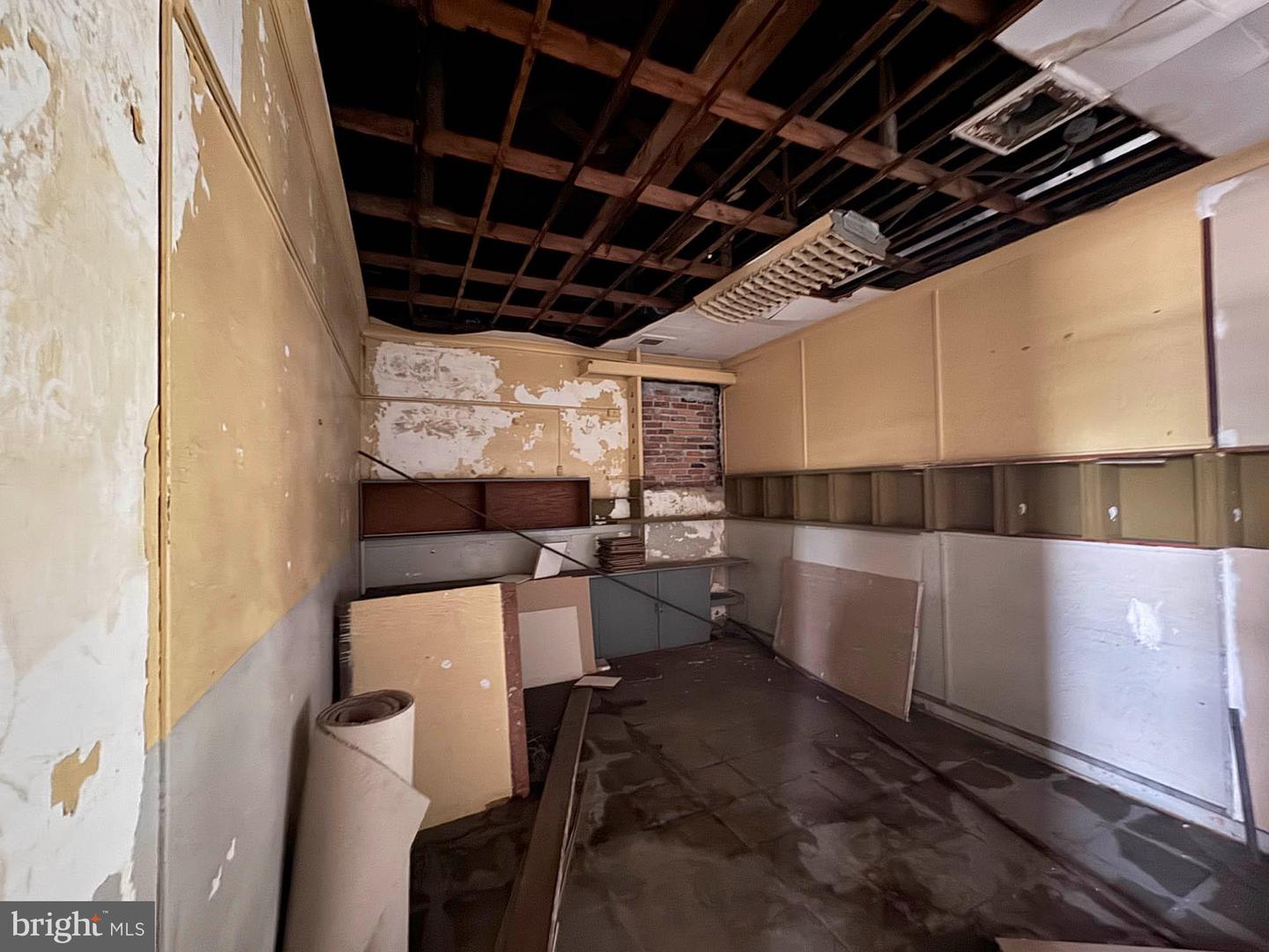 5109 Park Heights Ave Property Photo 17