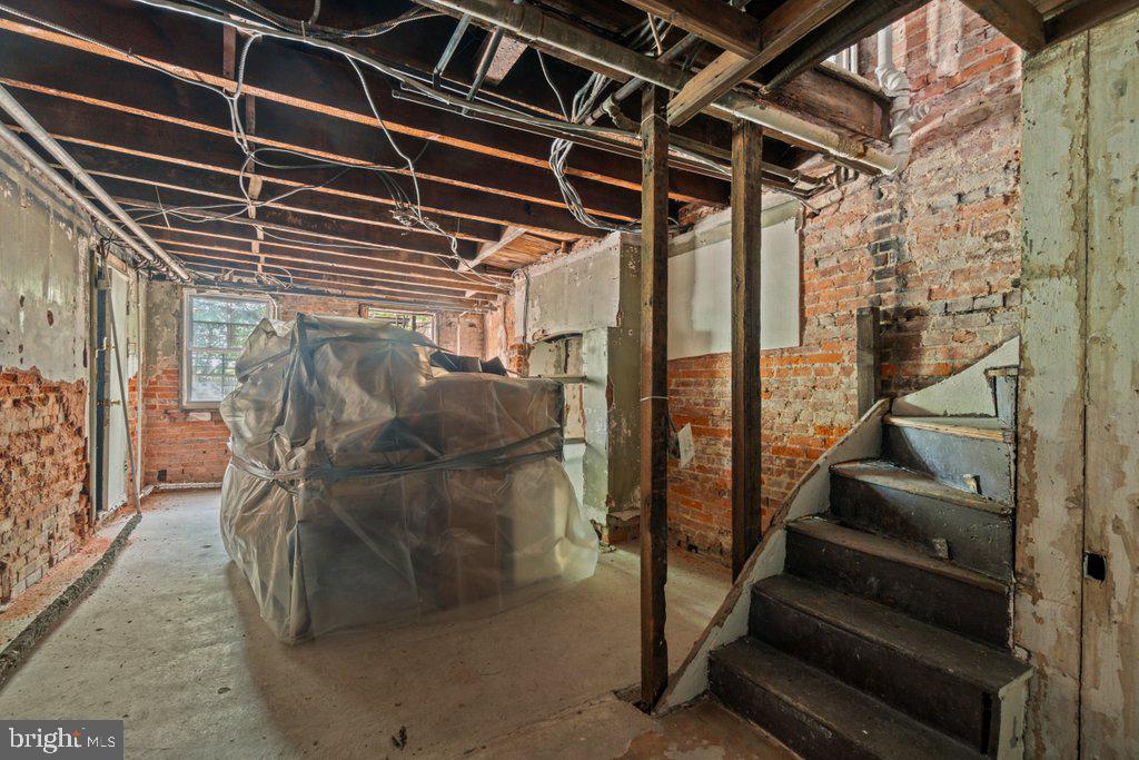 937 N Calvert St Property Photo 39