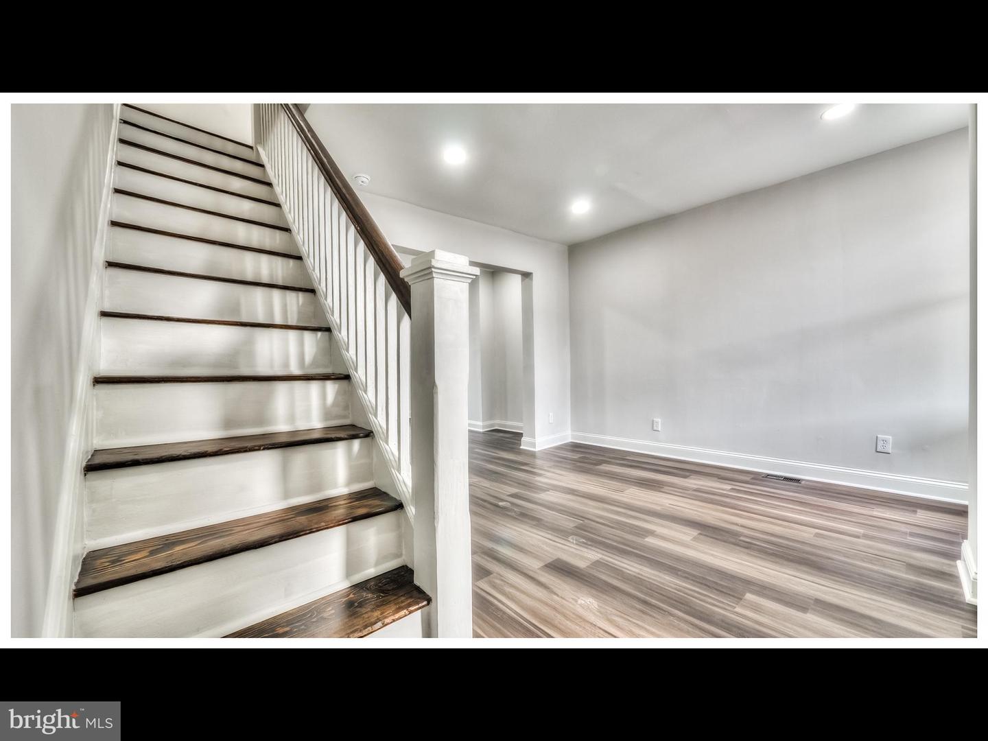 1206 Darley Ave Property Photo 4