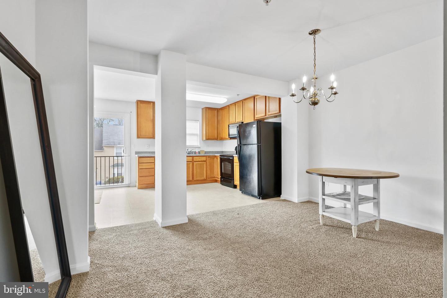 437 Property Photo 10