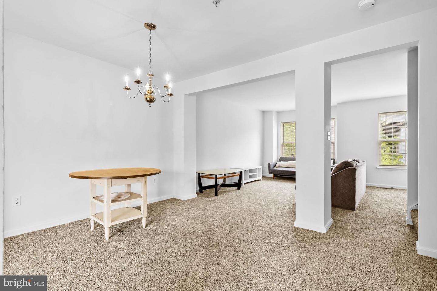 437 Property Photo 12