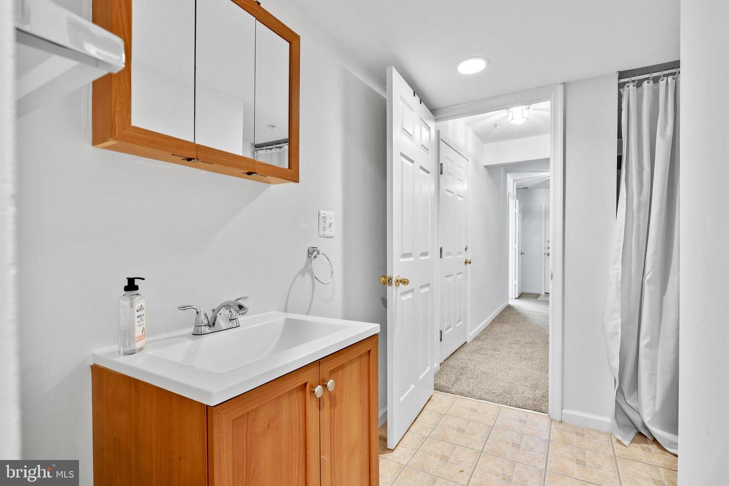 437 Property Photo 15