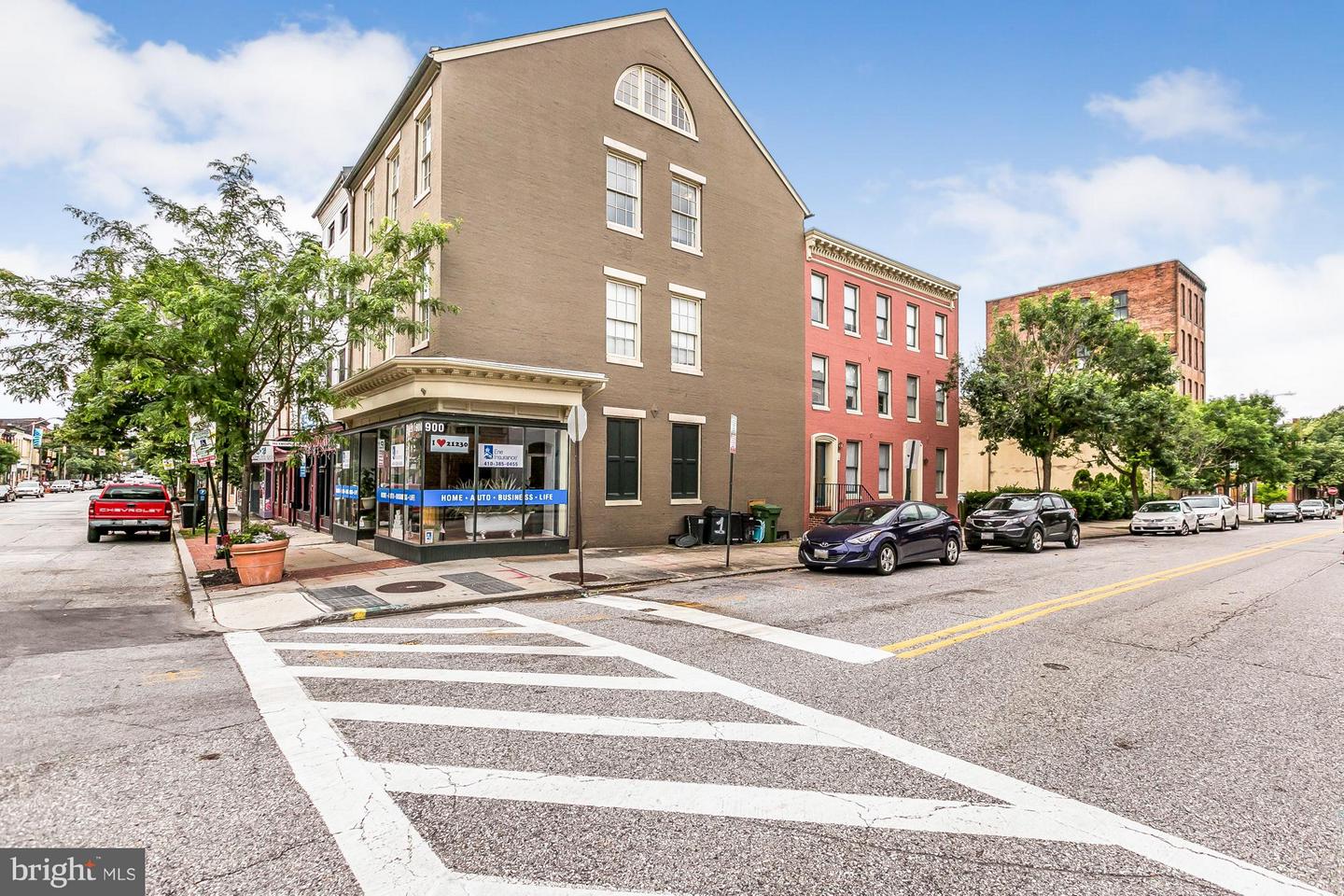 1 Henrietta St W #apt D Property Photo 4