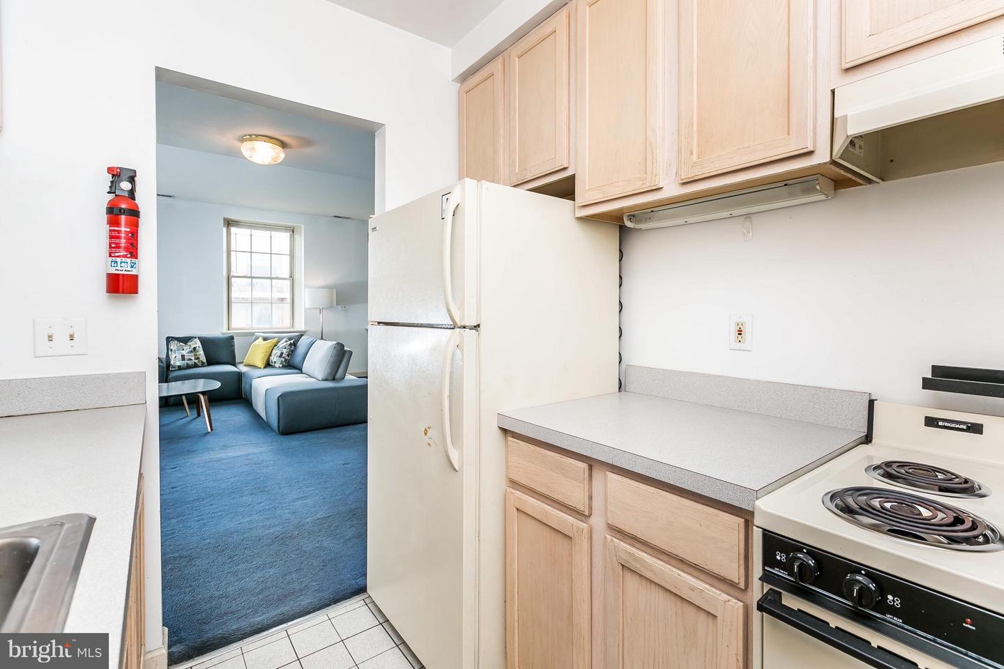 1 Henrietta St W #apt D Property Photo 11