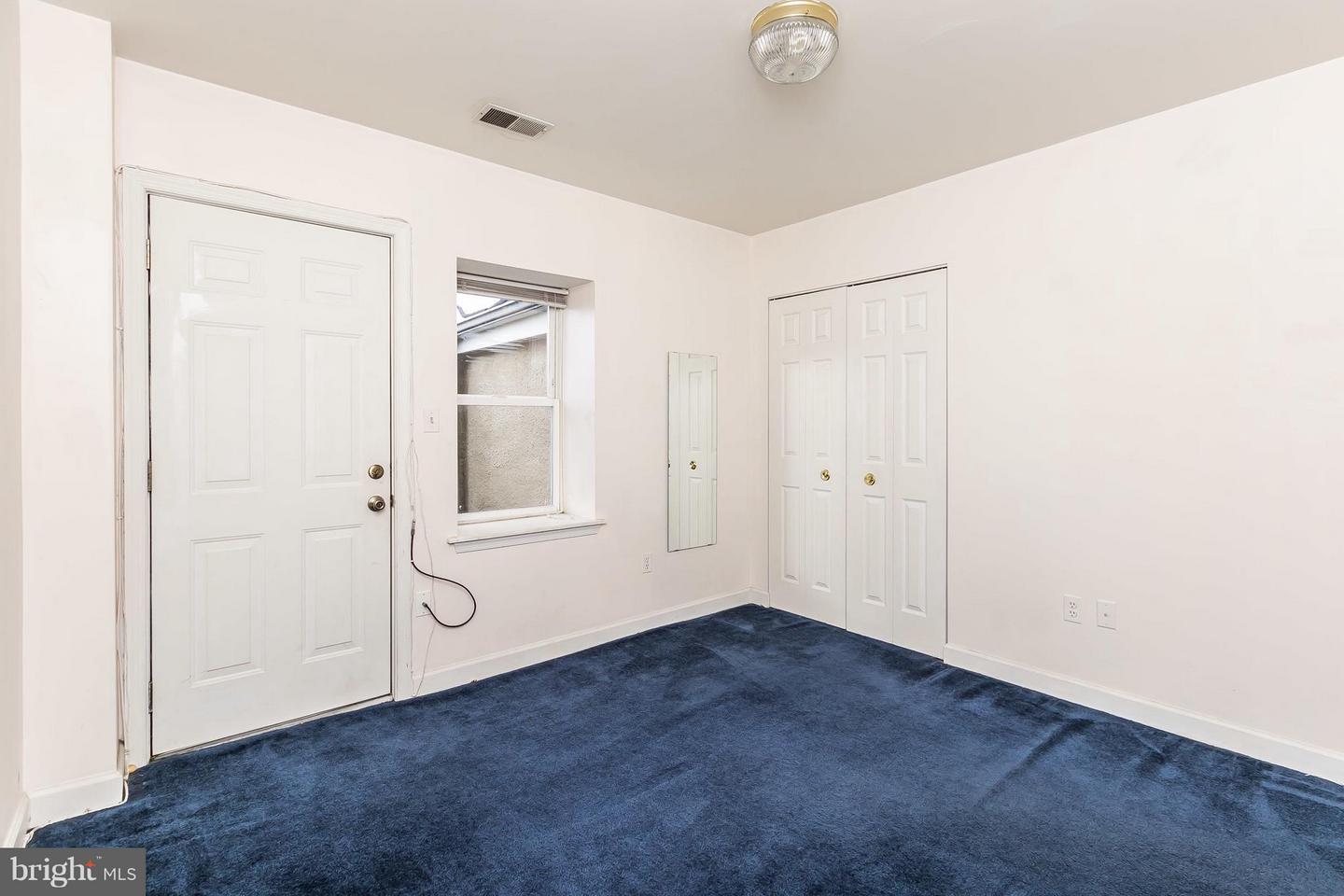 1 Henrietta St W #apt D Property Photo 18