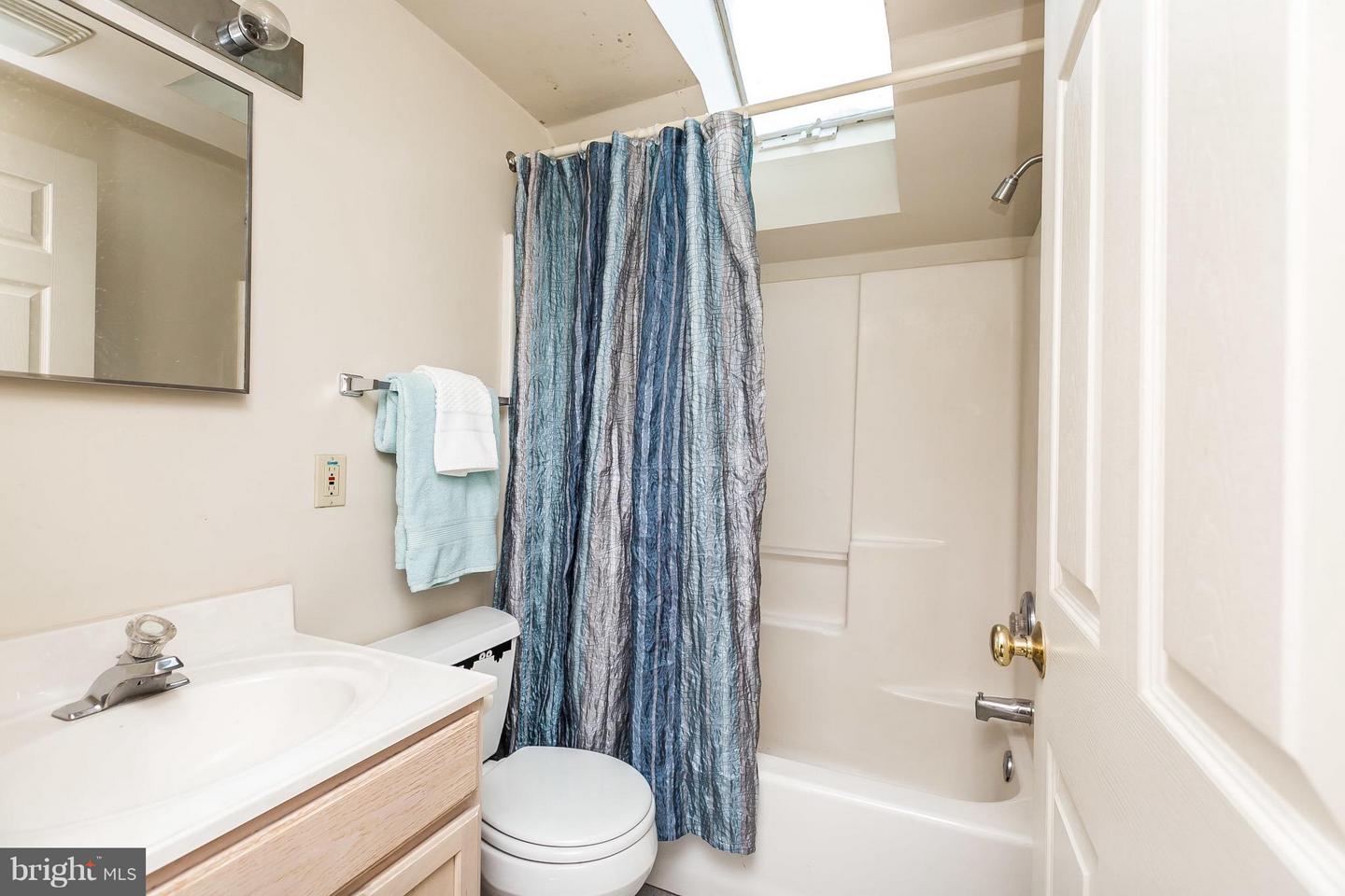 1 Henrietta St W #apt D Property Photo 26