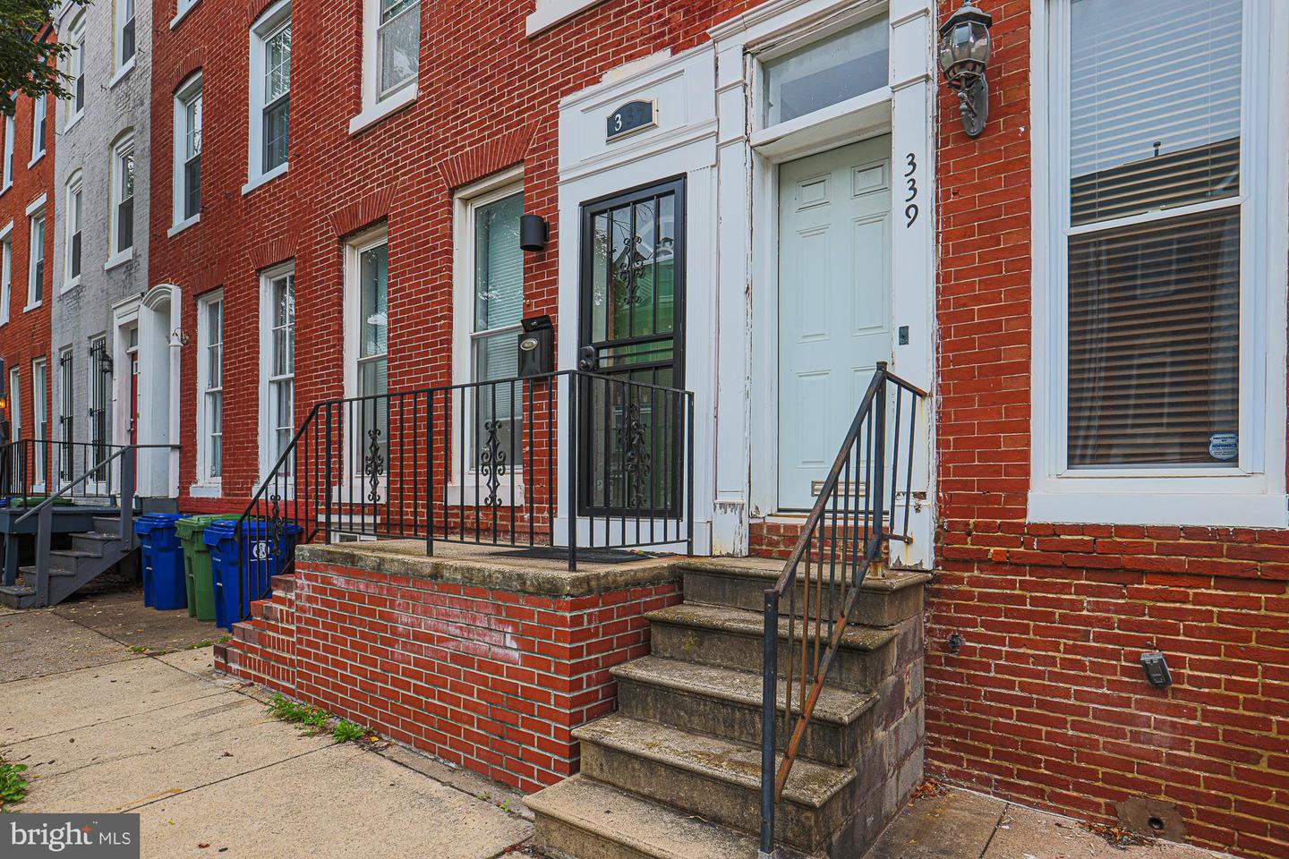 337 Scott St Property Photo 3