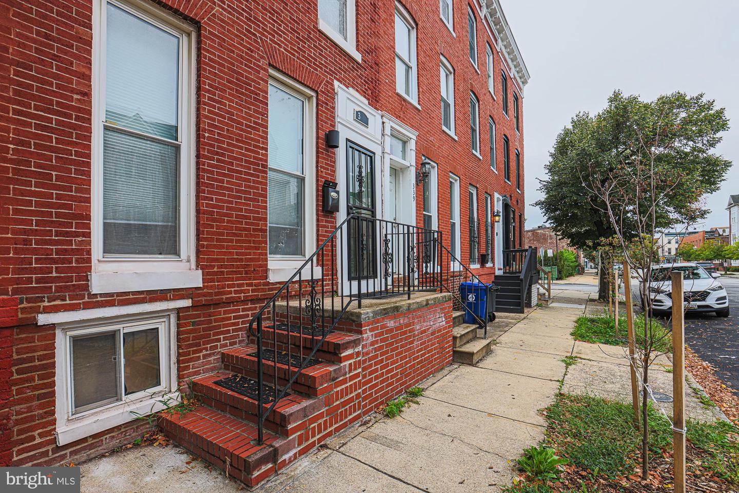 337 Scott St Property Photo 4