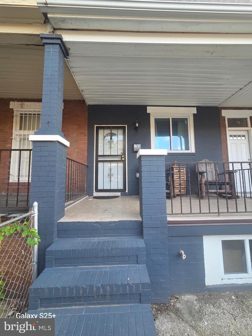 1763 HOMESTEAD ST Property Photo 1