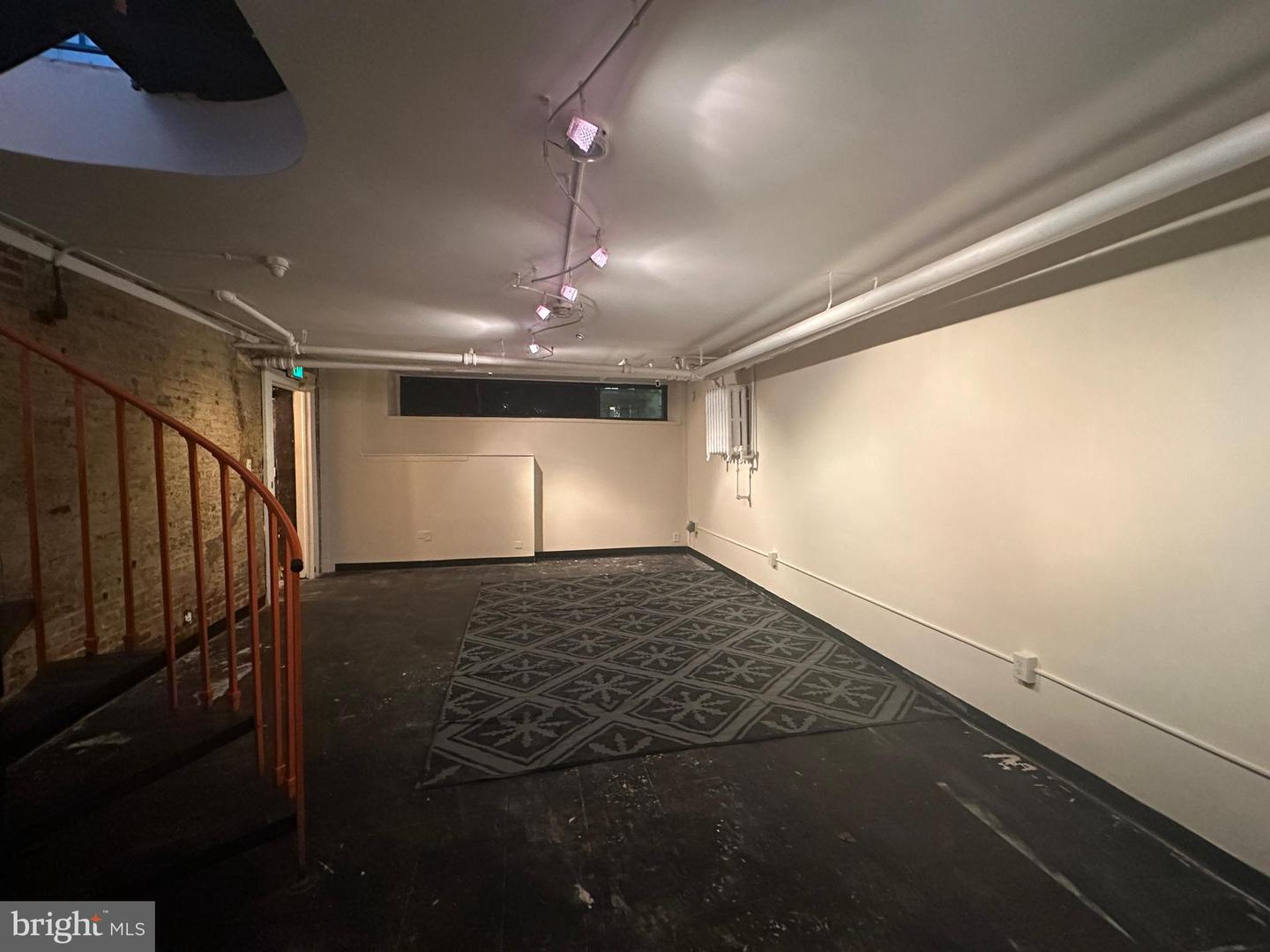 6 E Franklin St #1f Property Photo 10