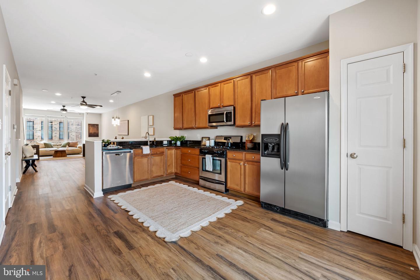 534 Canton Ct Property Photo 13