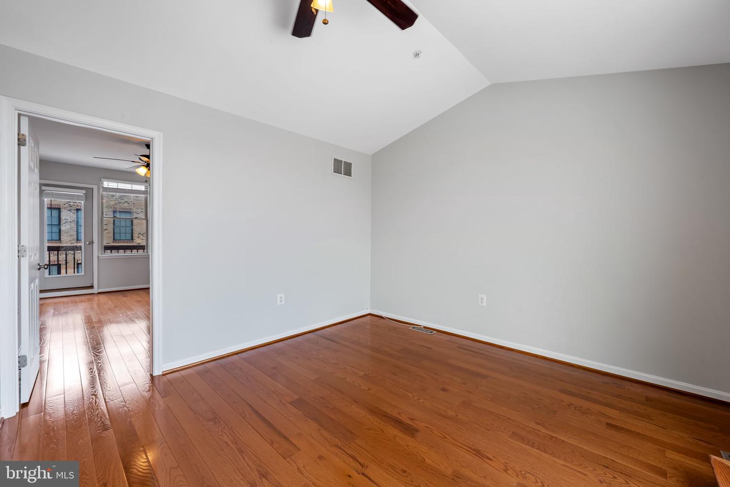 534 Canton Ct Property Photo 31