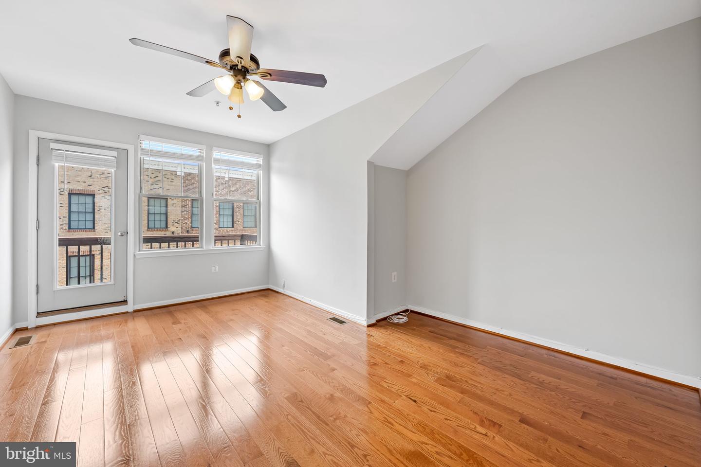 534 Canton Ct Property Photo 33