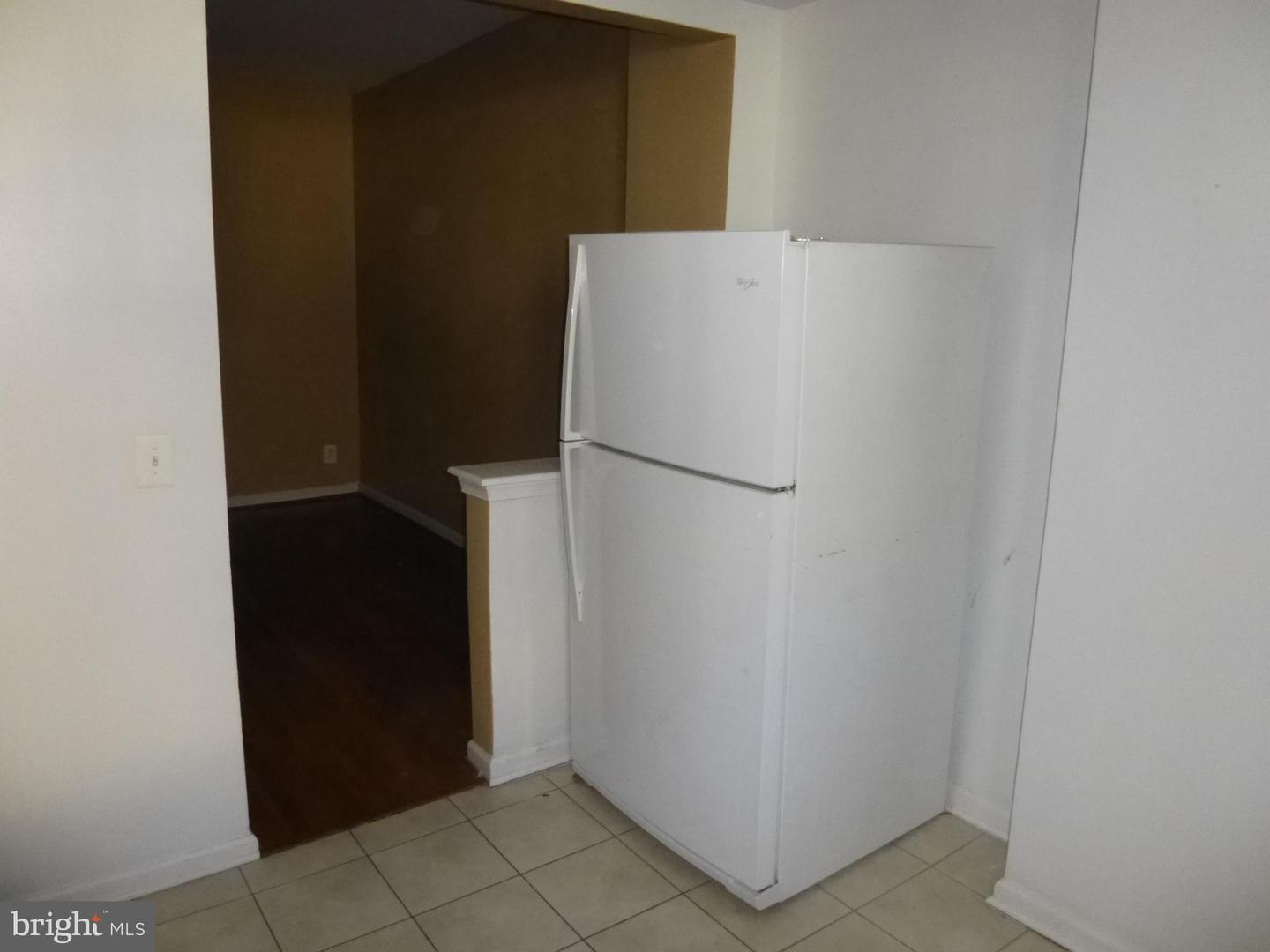 2140 Presstman St Property Photo 6