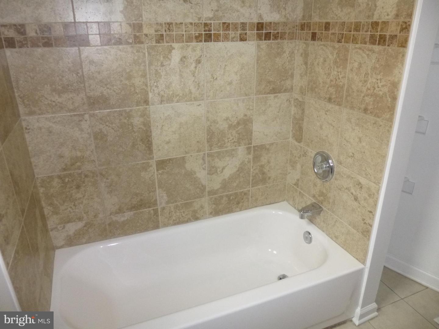 2140 Presstman St Property Photo 7