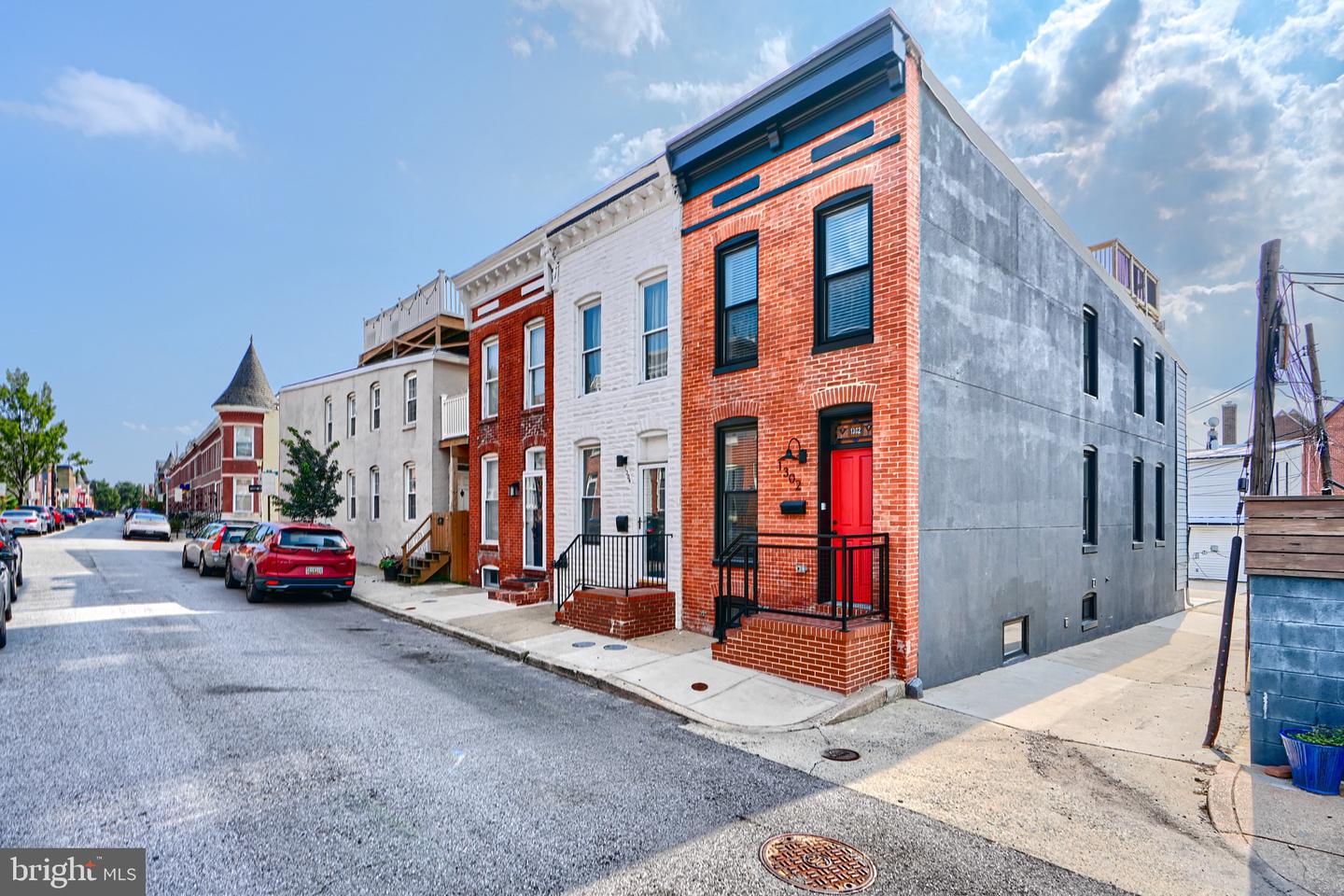 1302 MARSHALL ST Property Photo 1