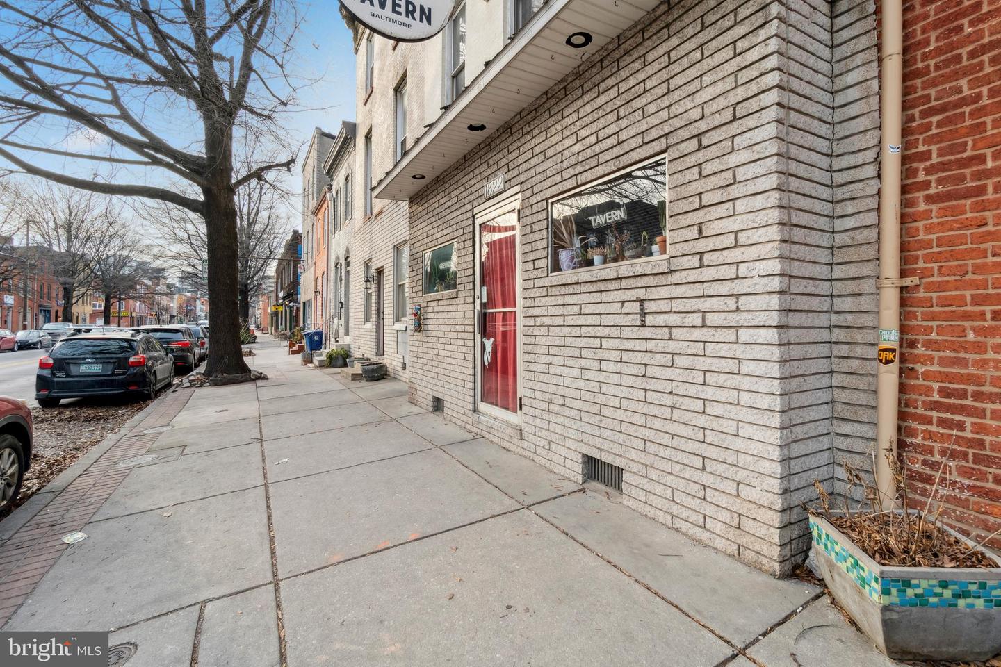 1822 Fleet St Property Photo 2