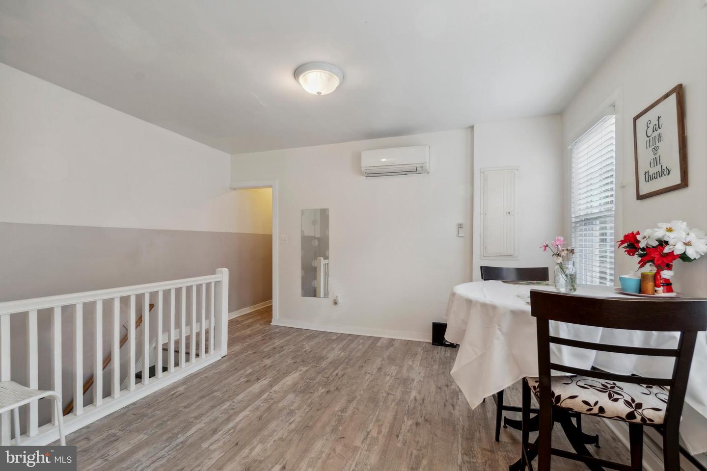 1822 Fleet St Property Photo 11