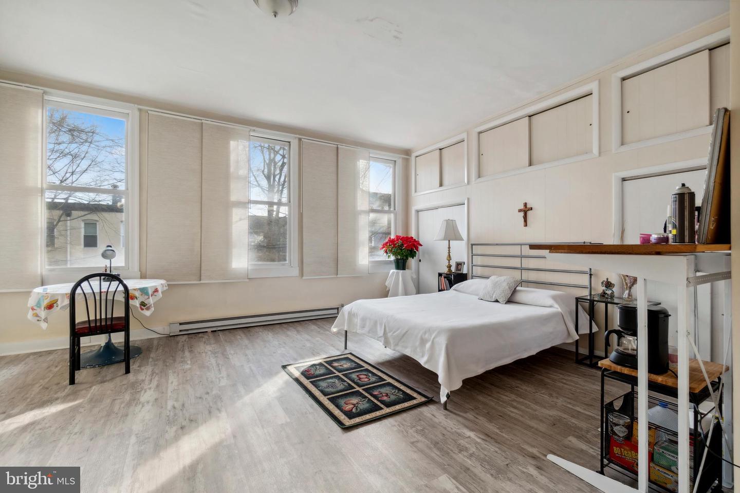 1822 Fleet St Property Photo 21