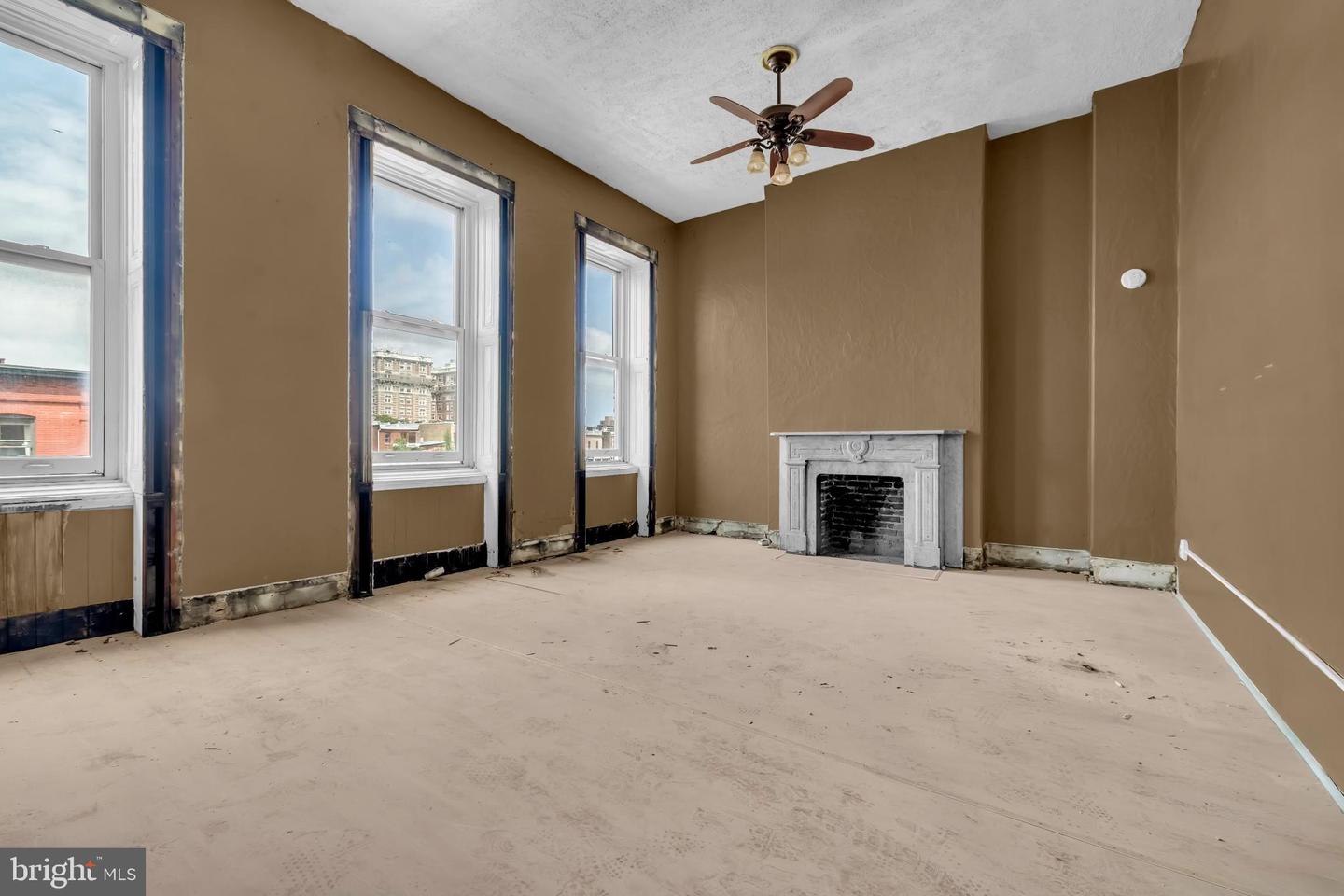 1802 Madison Ave Property Photo 3