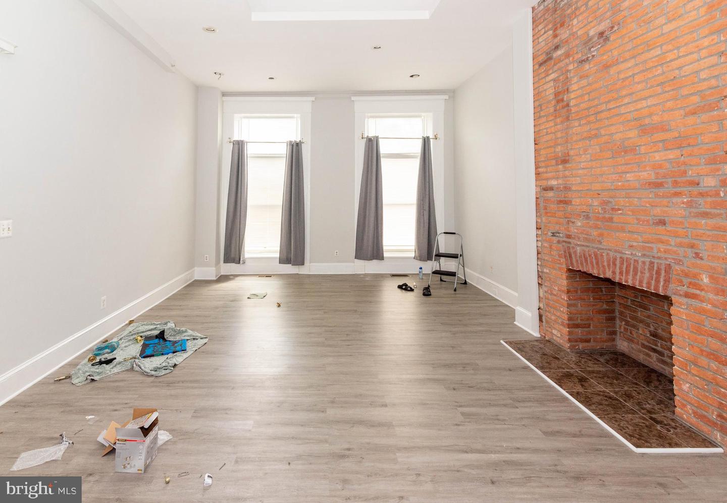 312 N Paca St Property Photo 2