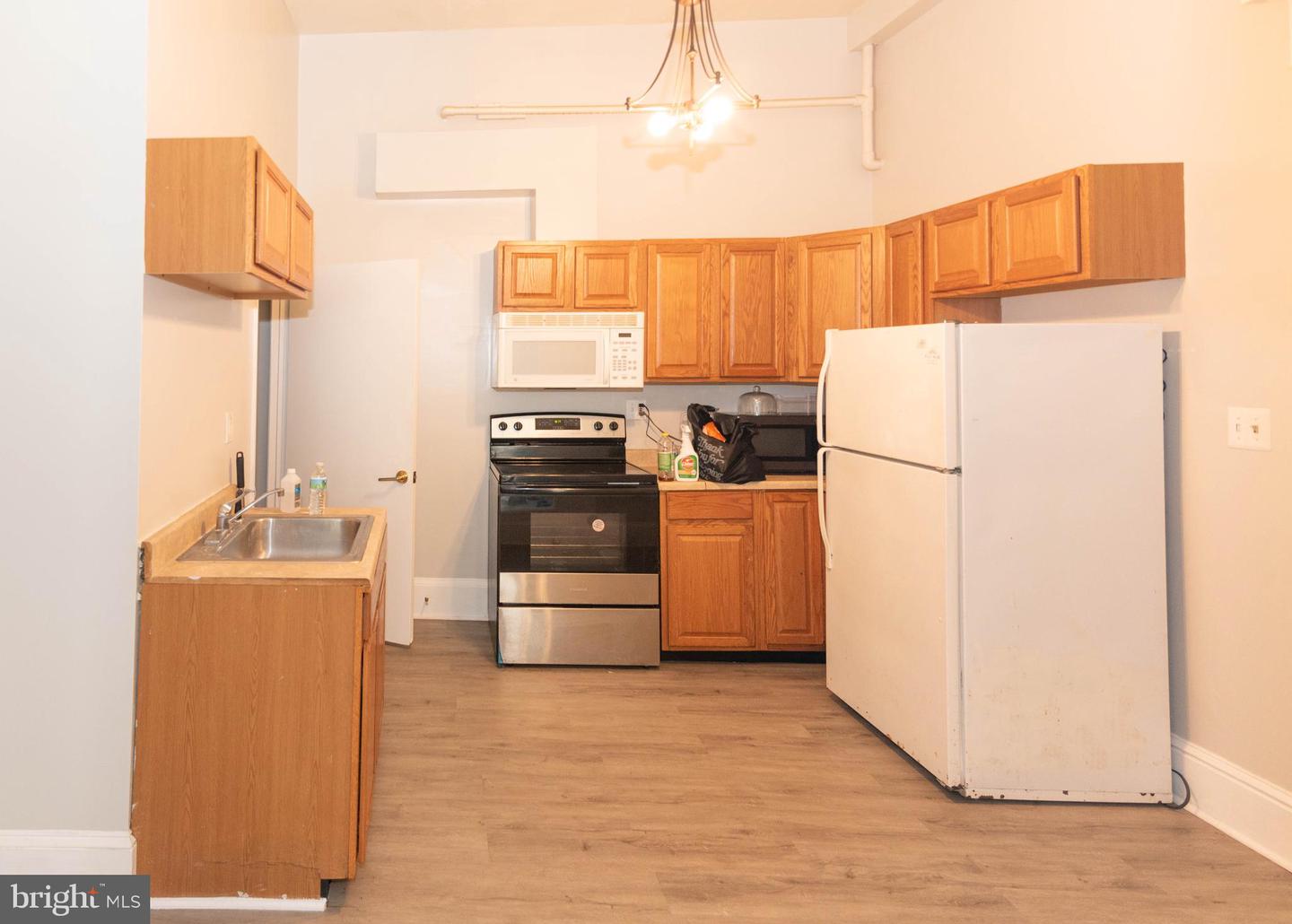 312 N Paca St Property Photo 4