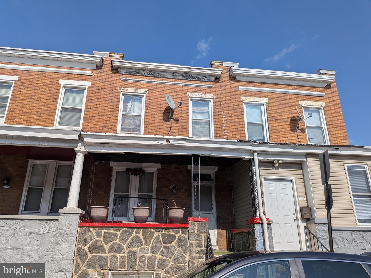 1203 N Curley St Property Photo 1