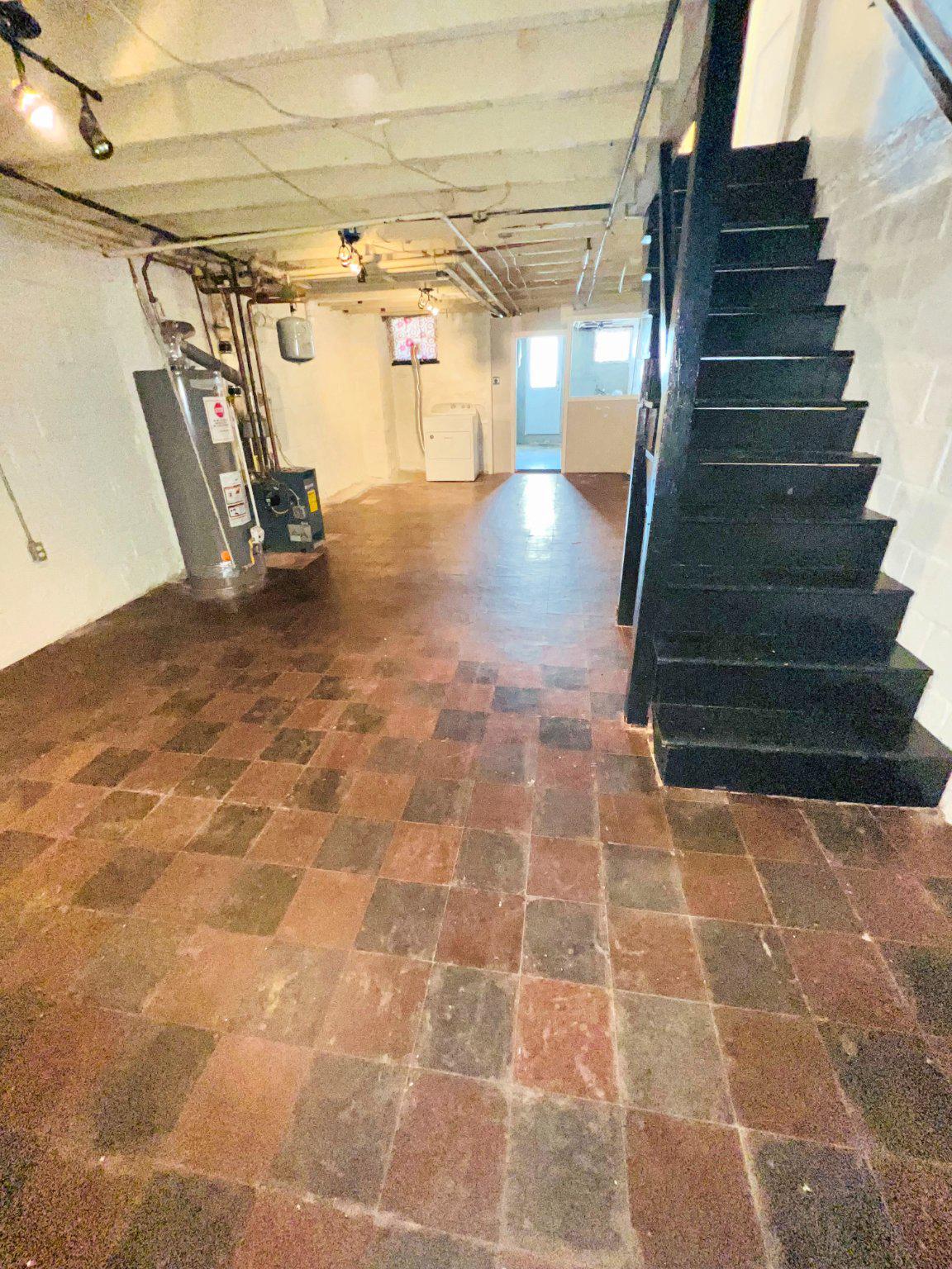 4717 Frederick Ave Property Photo 16