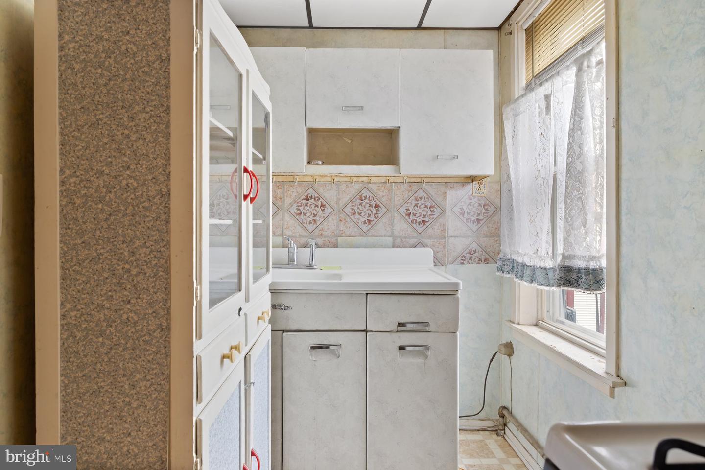 1725 Hollins St Property Photo 20