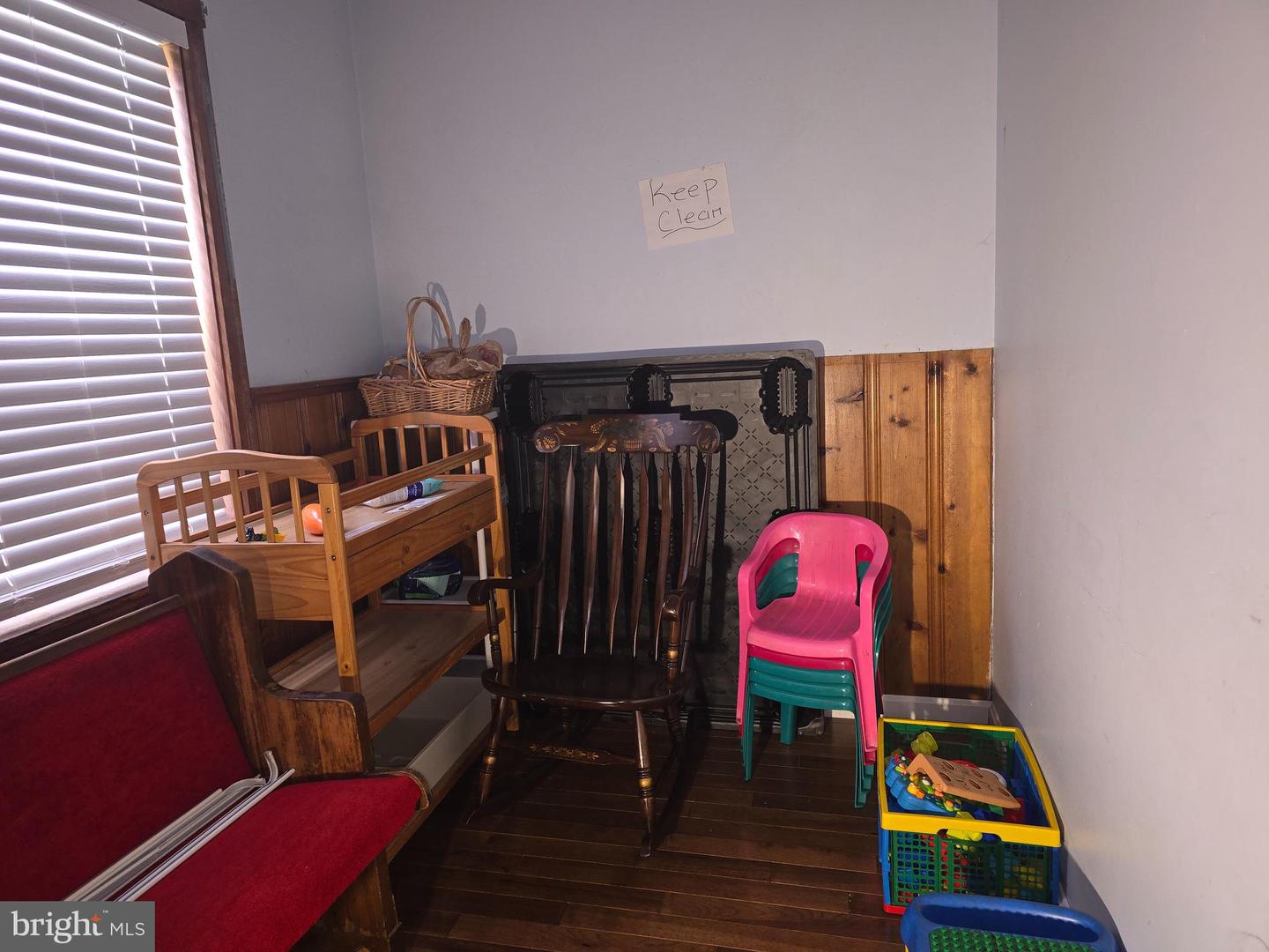 2111 Hollins Ferry Rd Property Photo 10