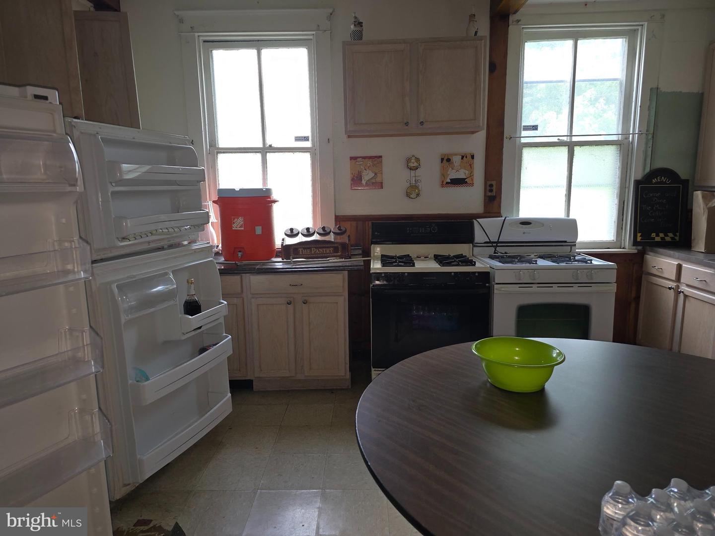 2111 Hollins Ferry Rd Property Photo 18