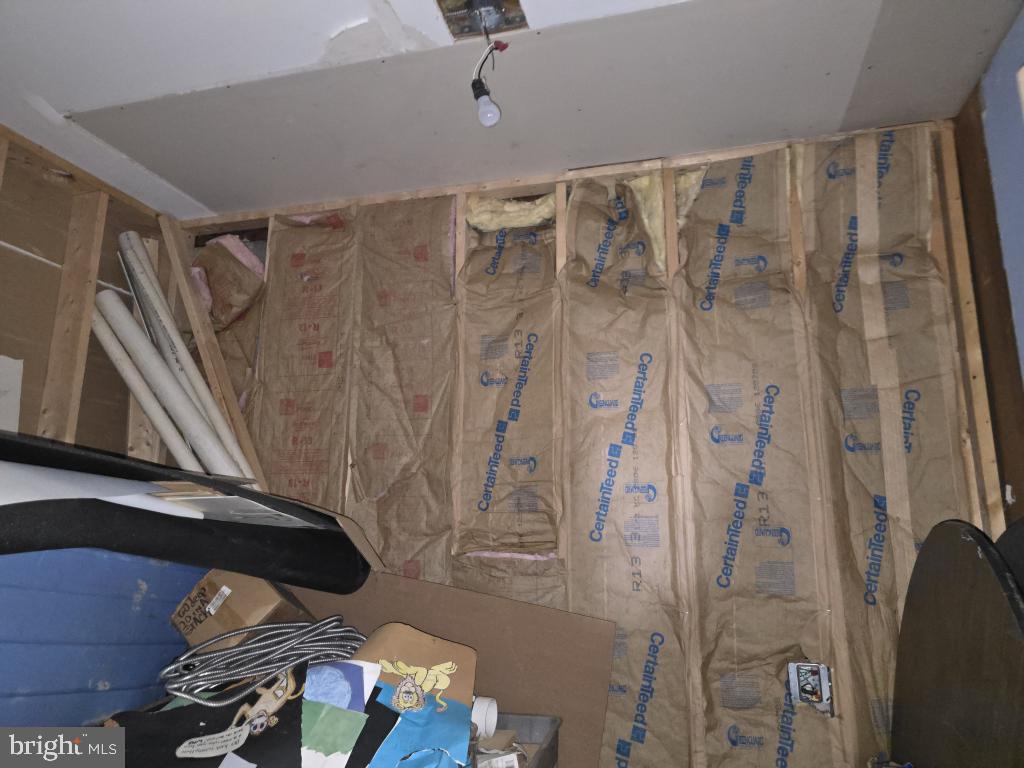 2111 Hollins Ferry Rd Property Photo 23