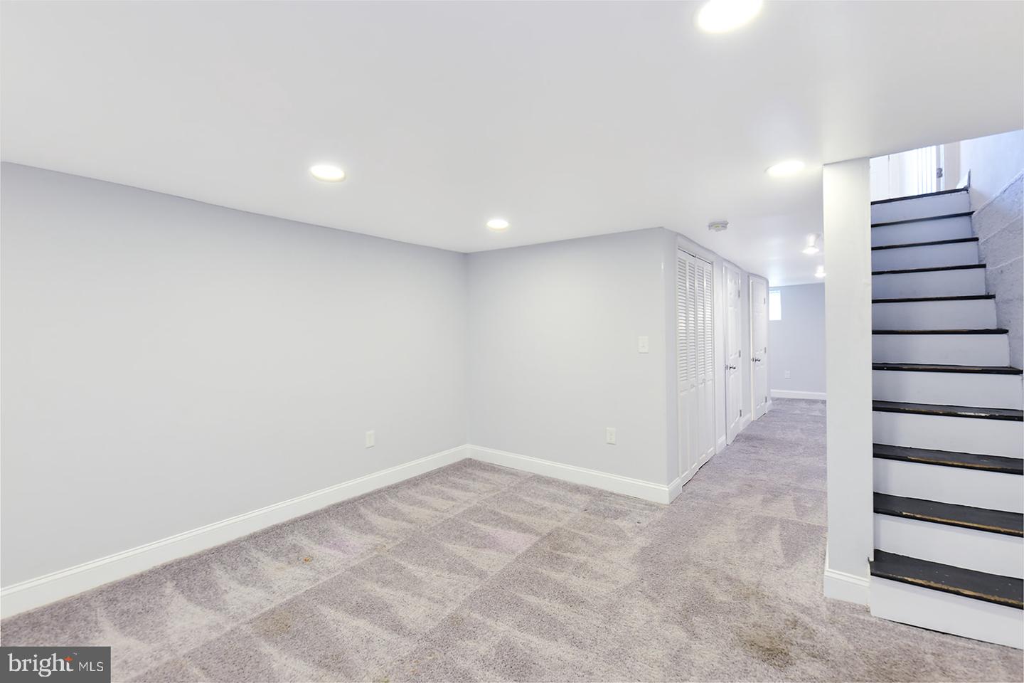 2039 Sinclair Ln Property Photo 24
