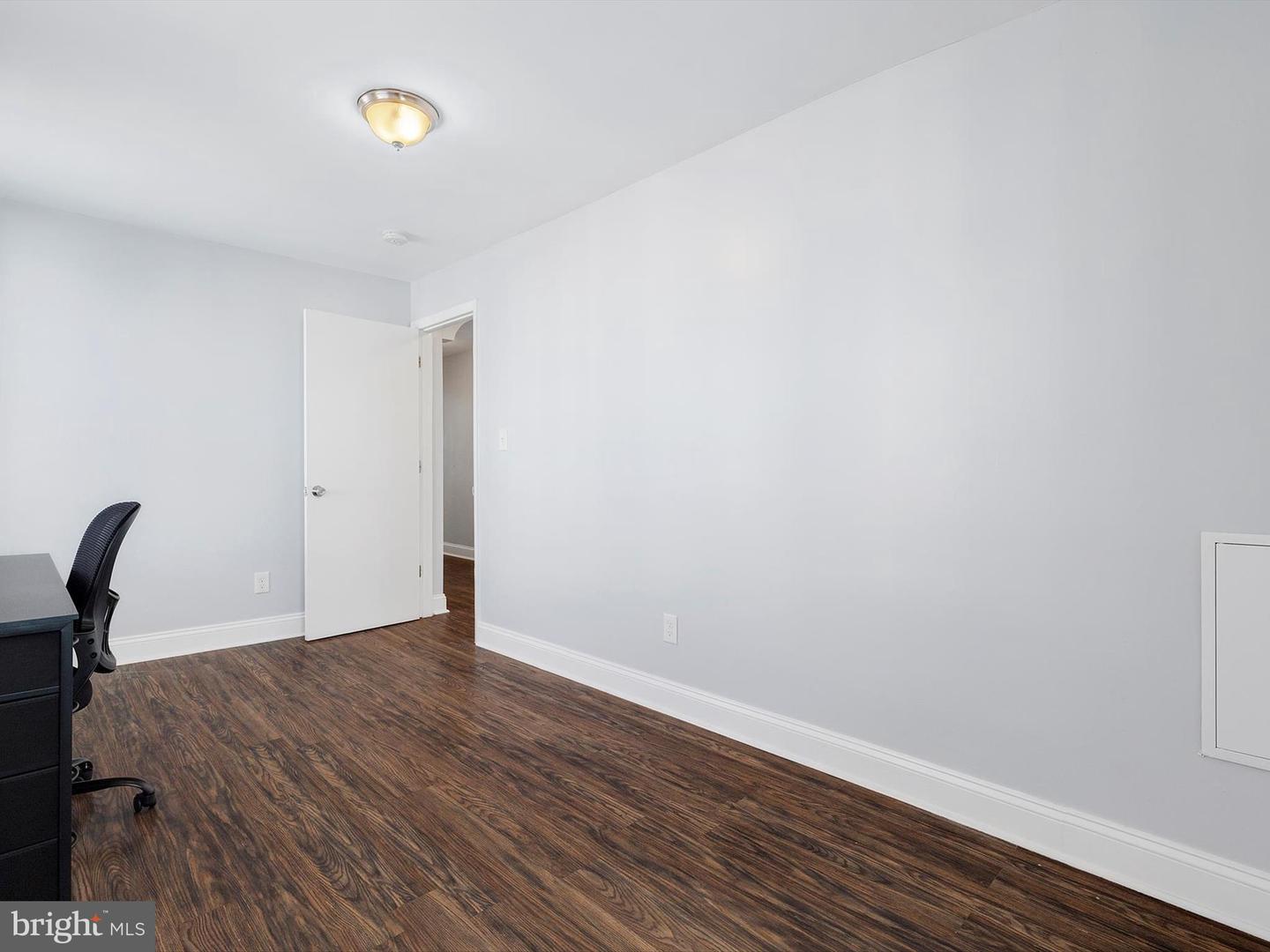 1713 E Lafayette Ave Property Photo 20